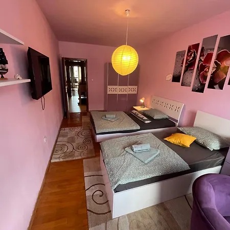 Centre With Free On-site Parking