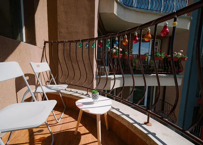 Centre With Free On-site Parking *