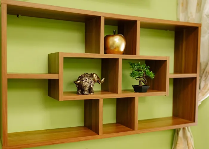 Centre With Free On-site Parking * 索菲亞